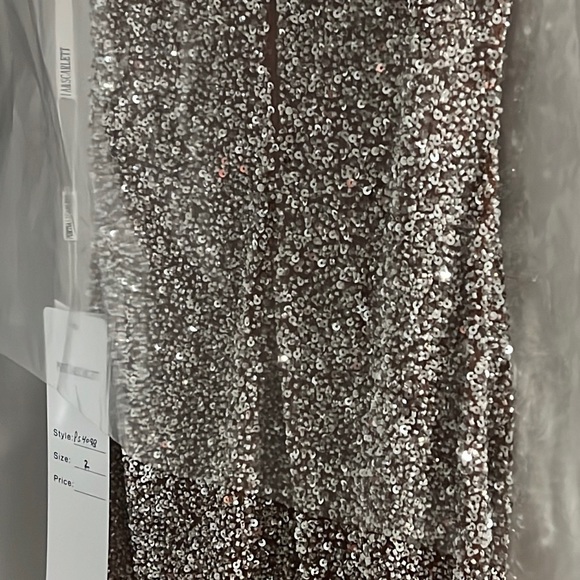 Meet your Posher, Ursula - Picture 5 of 6